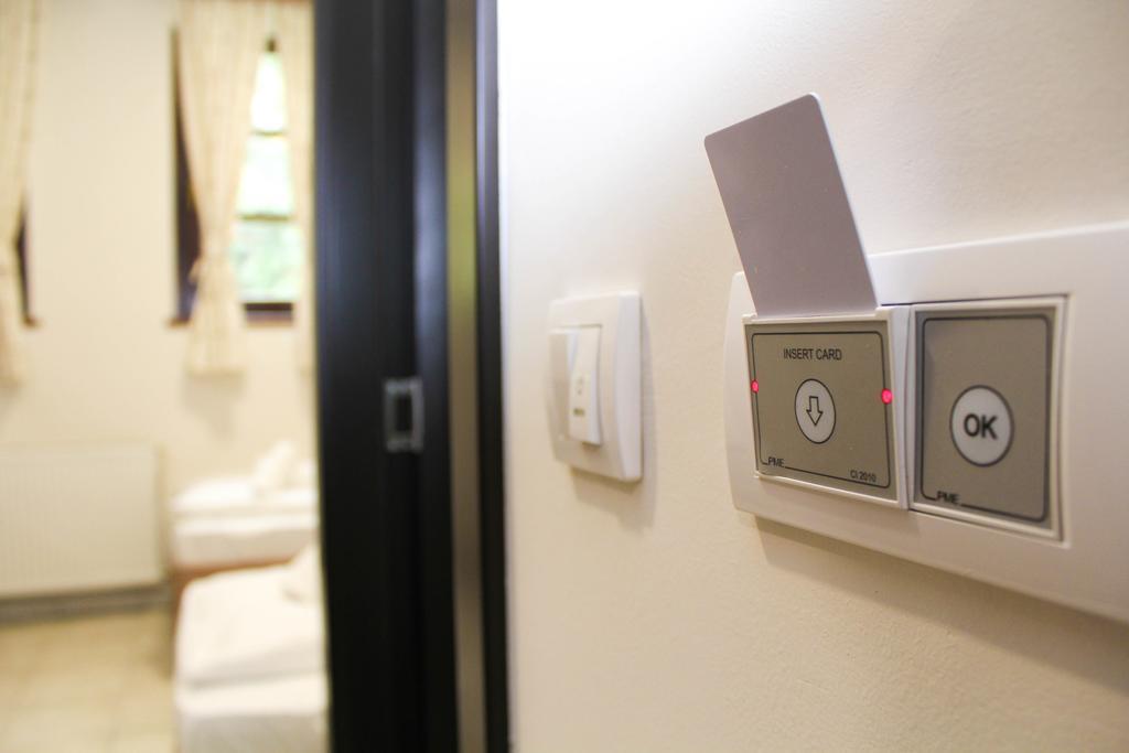 Wake Up Apartments And Rooms Belgrado Exterior foto