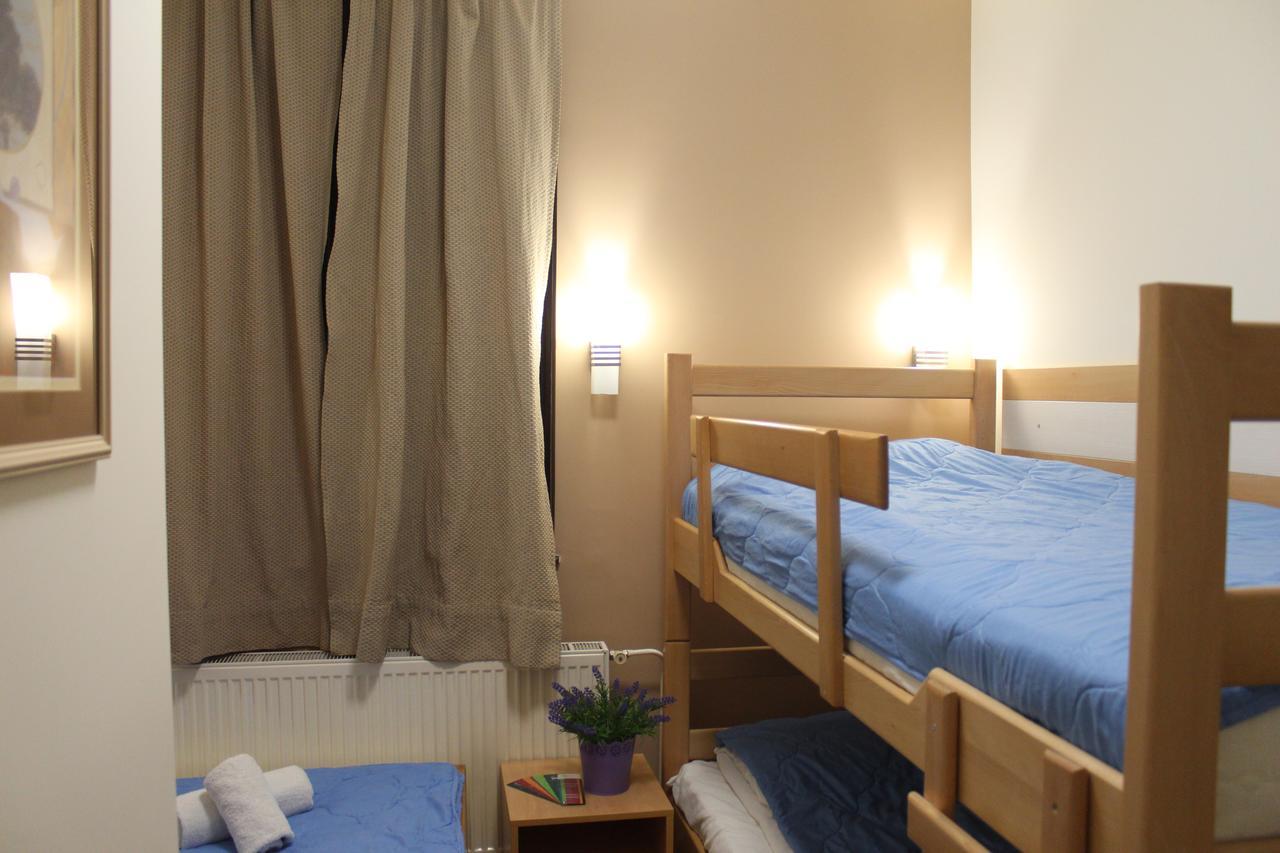 Wake Up Apartments And Rooms Belgrado Exterior foto